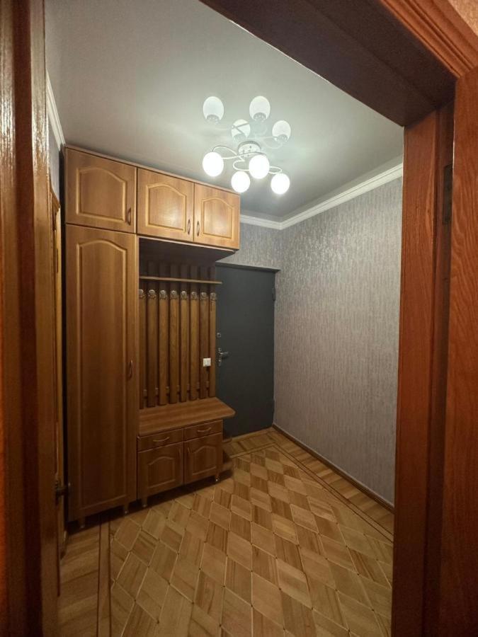 Apartment George Kutaisi Esterno foto