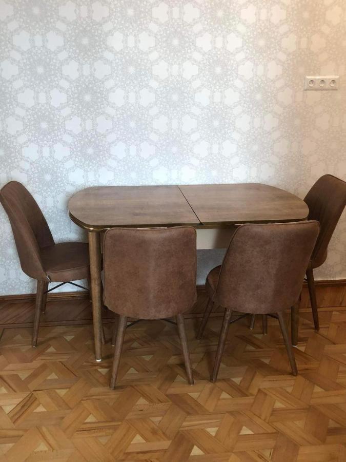 Apartment George Kutaisi Esterno foto