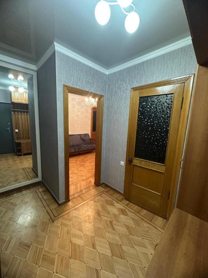 Apartment George Kutaisi Esterno foto